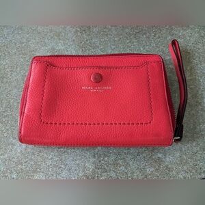 Marc Jacobs Empire City Wristlet Clutch Red Pebble Leather Travel Wallet